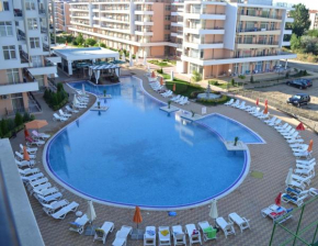 Гостиница Grand Kamelia Apartment  Несебыр